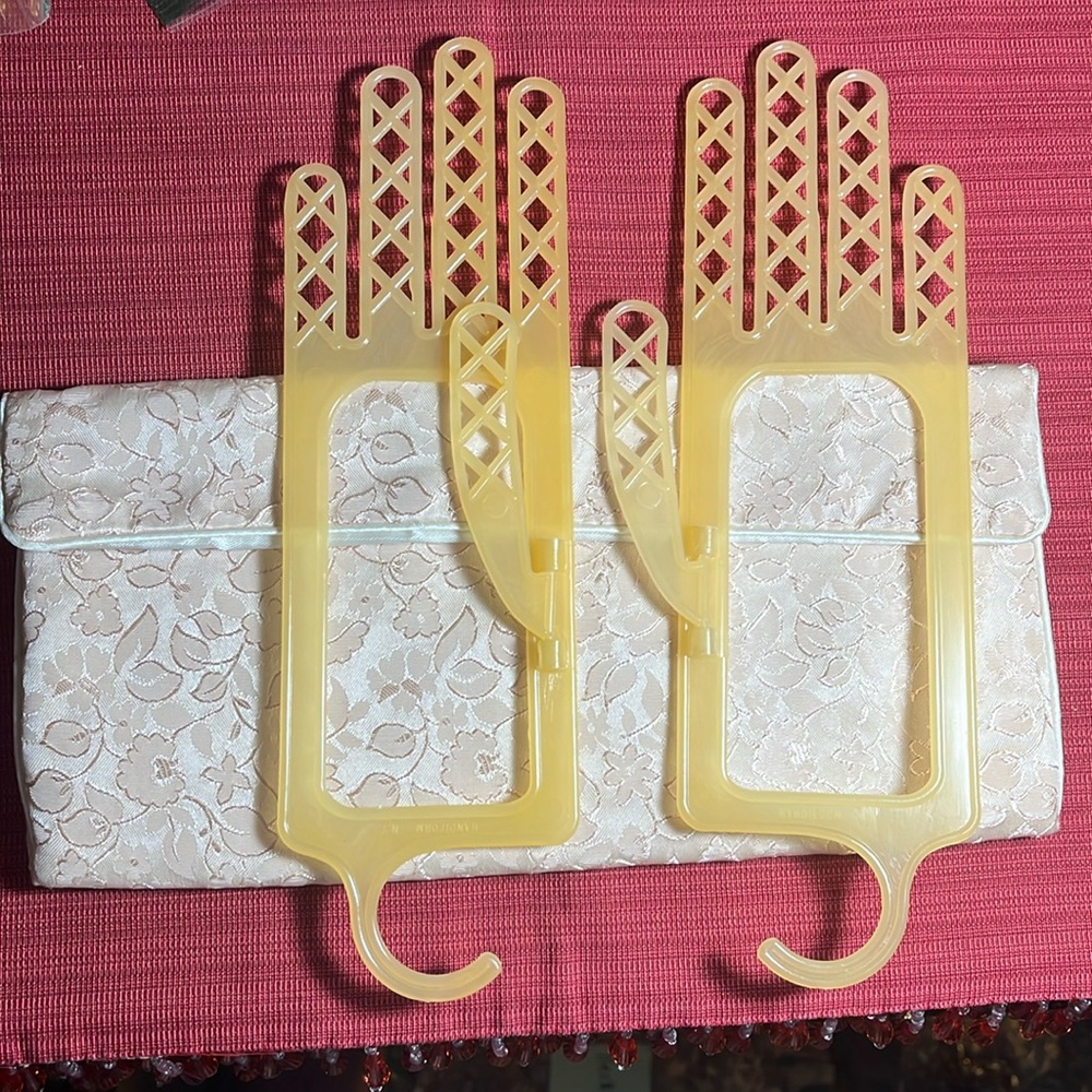 Vintage glove dryers with storage bag Handiform NY 50-60’s